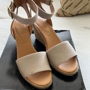 J Crew 3 inch espadrille wedge